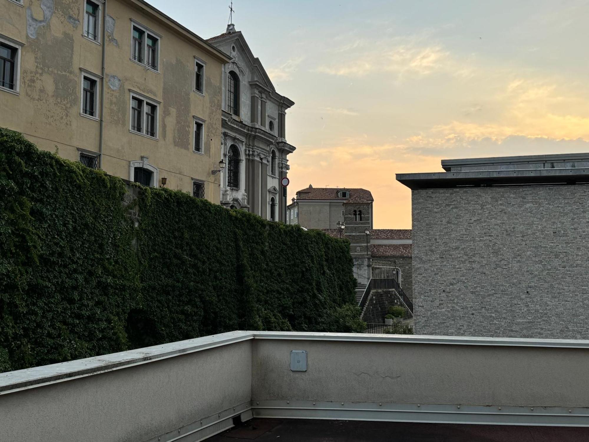 Teatro Romano Suites Trieste Extérieur photo